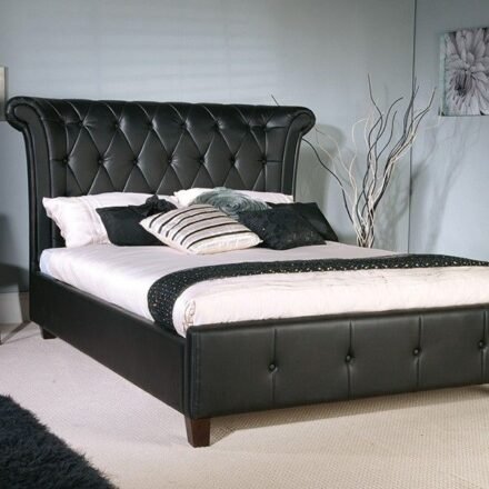 How to Dress a Sleigh Bed